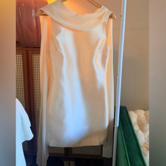 Reformation Ecru Dress In Butter, NWOT, NEVER WORN, NO FLAWS. - Picture 6 of 7